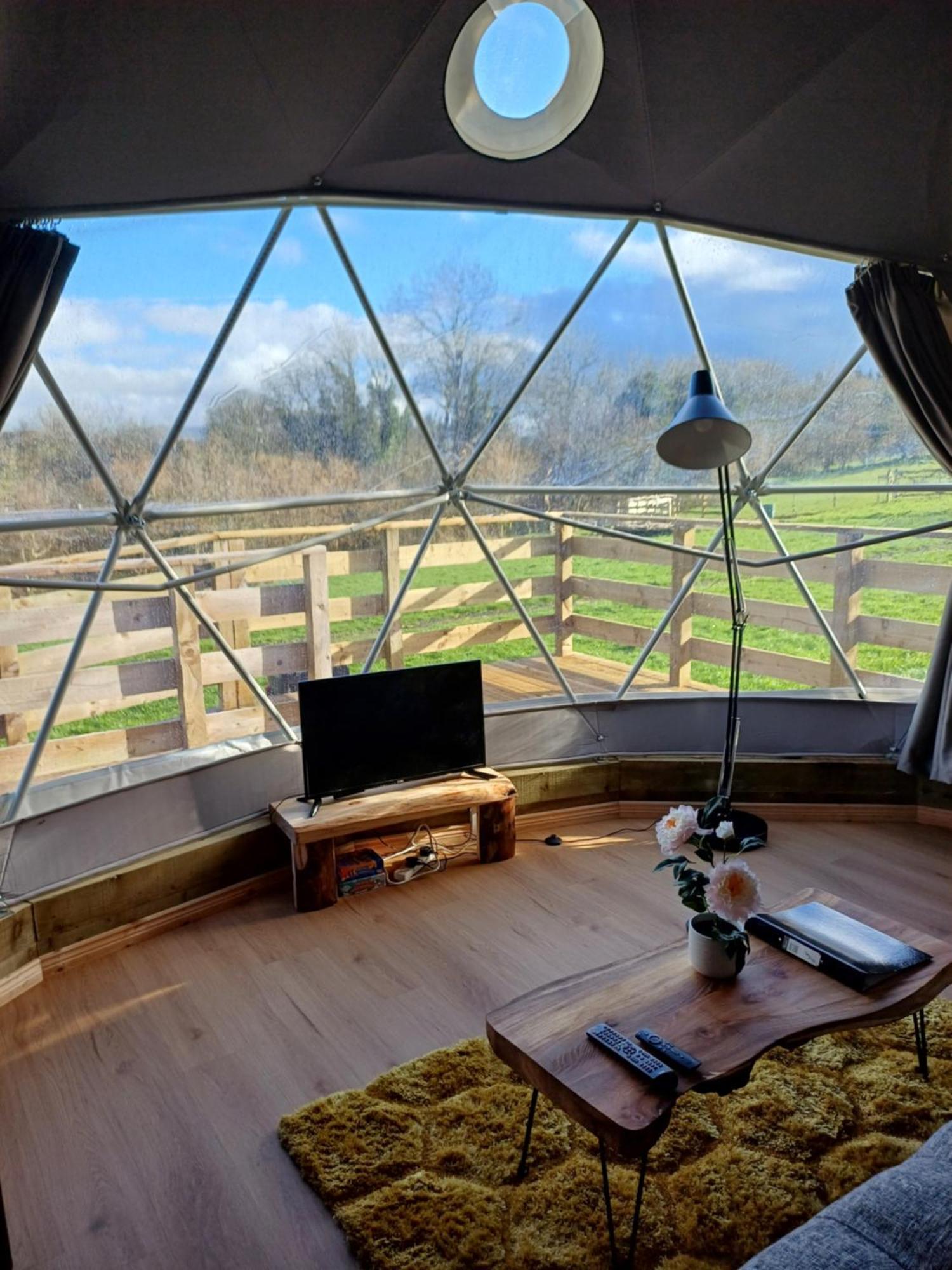 Little River Glamping * Ballymoney