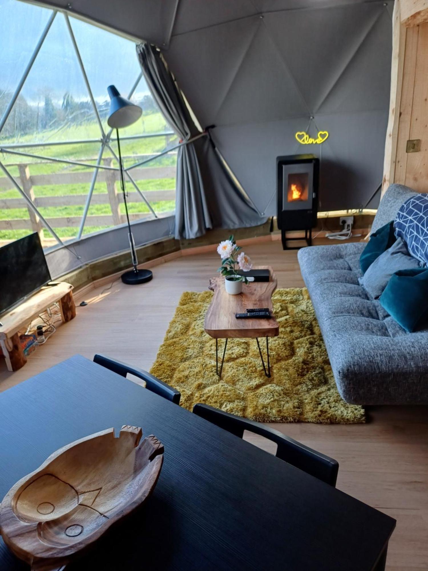 Luxury tent Little River Glamping Ballymoney