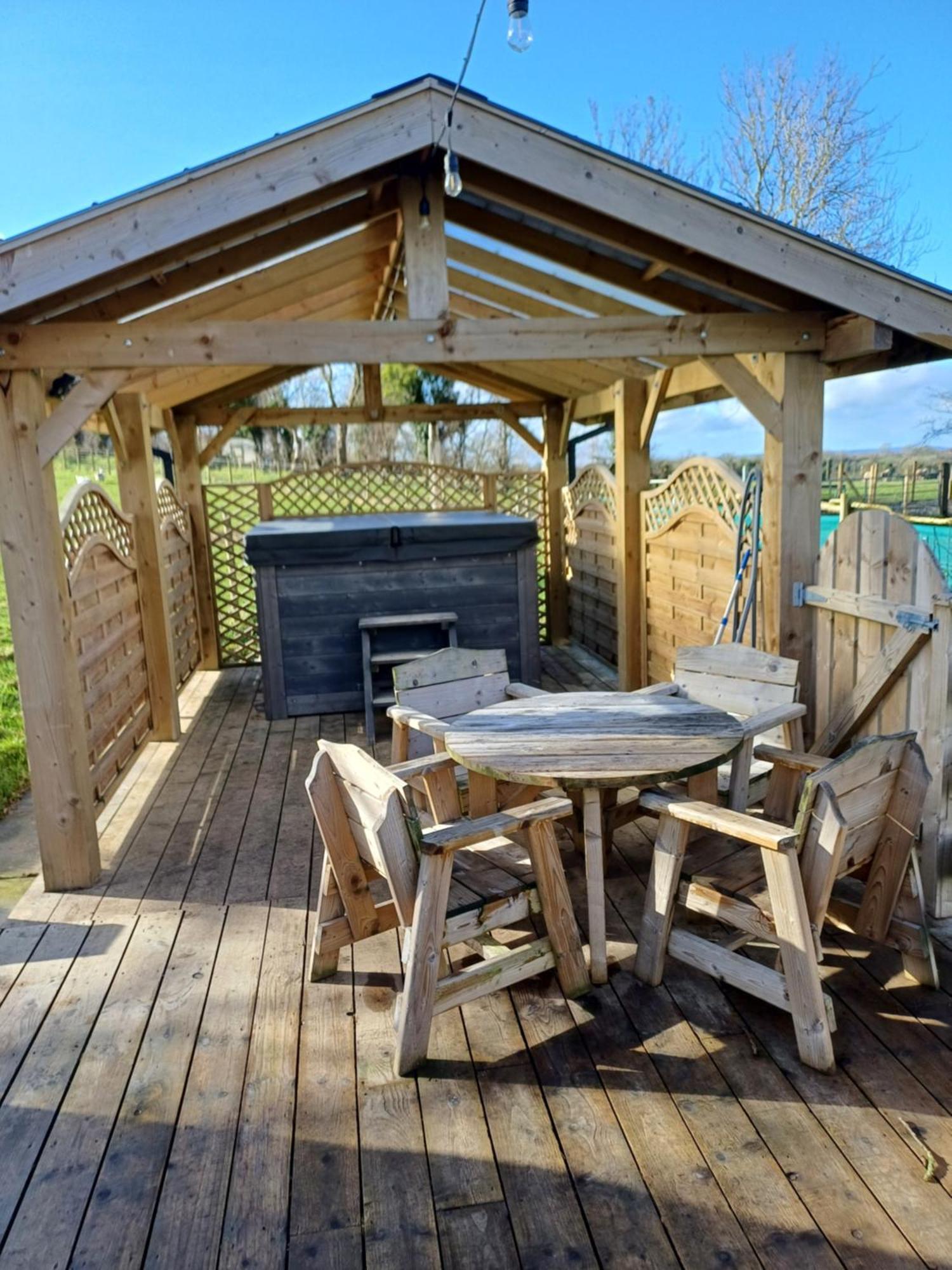 Little River Glamping