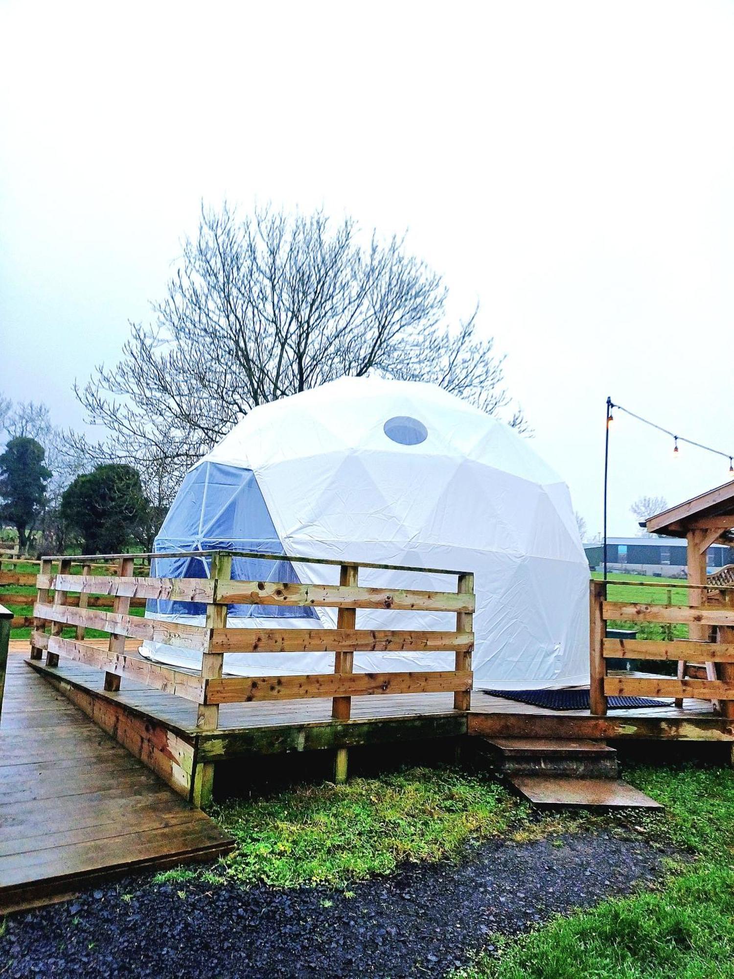 Luxury tent Little River Glamping Ballymoney